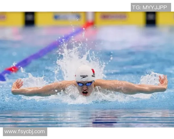 精彩游泳比赛全程直播 游泳健儿奋力拼搏争夺冠军荣耀